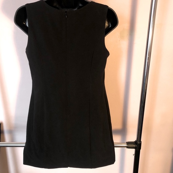 This little black dress! - Picture 3 of 7